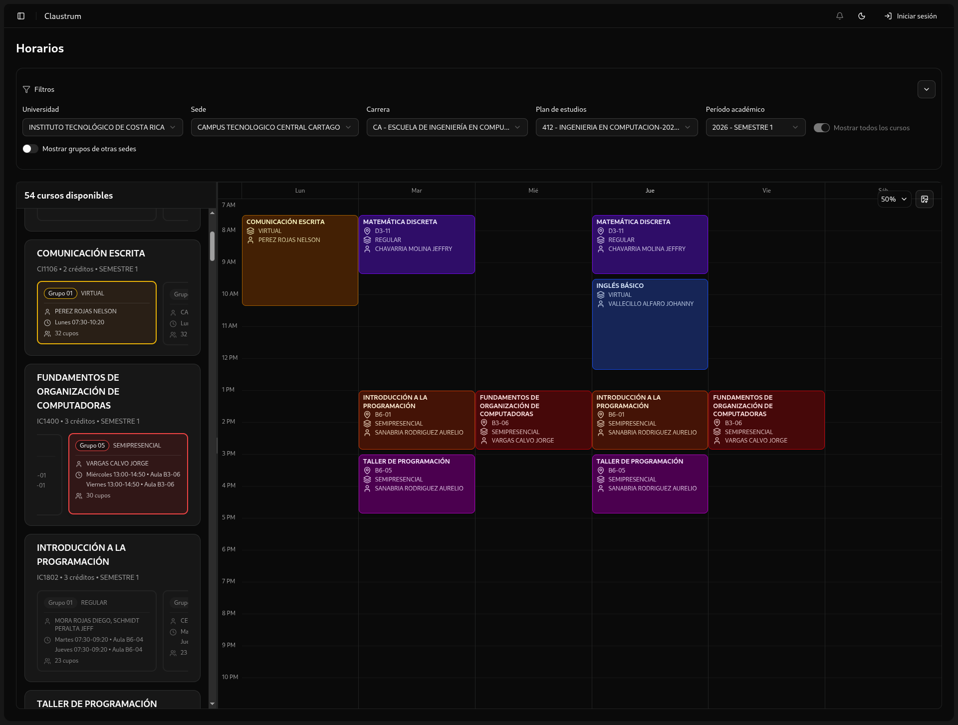 Creador de horarios de Claustrum con cursos seleccionados y calendario por grupos.